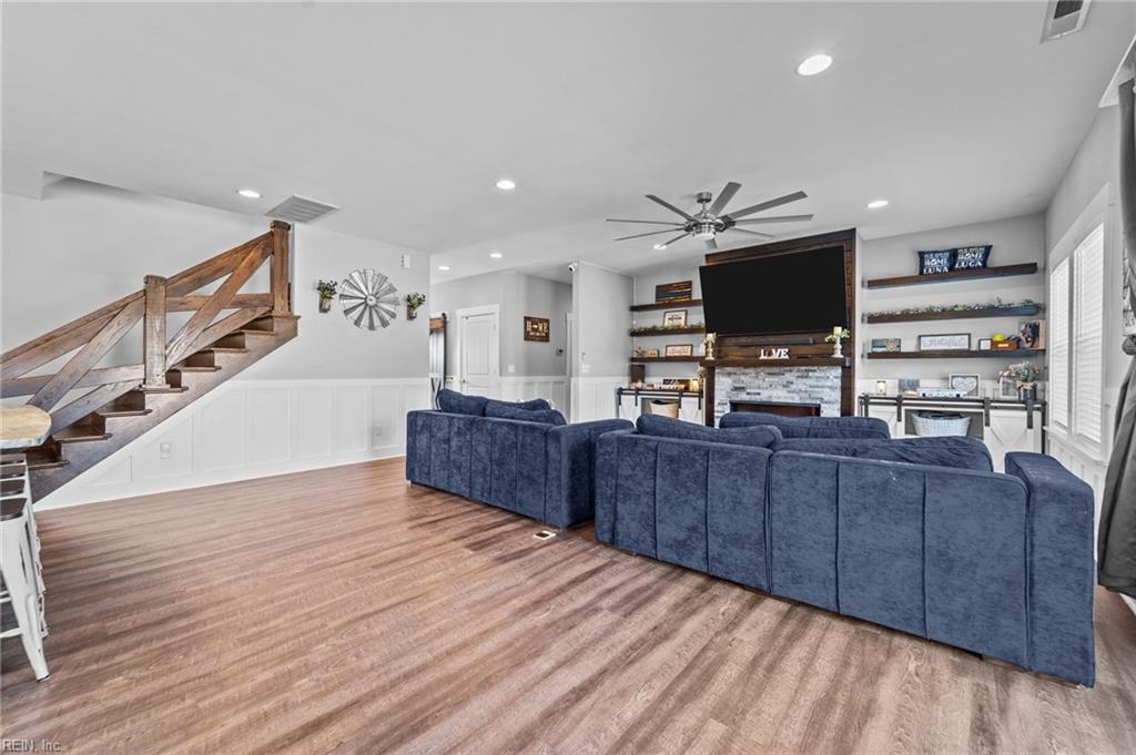 138 Elliott RD