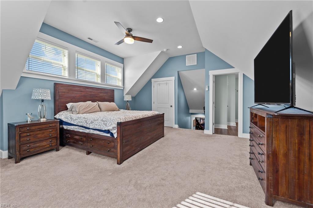 138 Elliott RD
