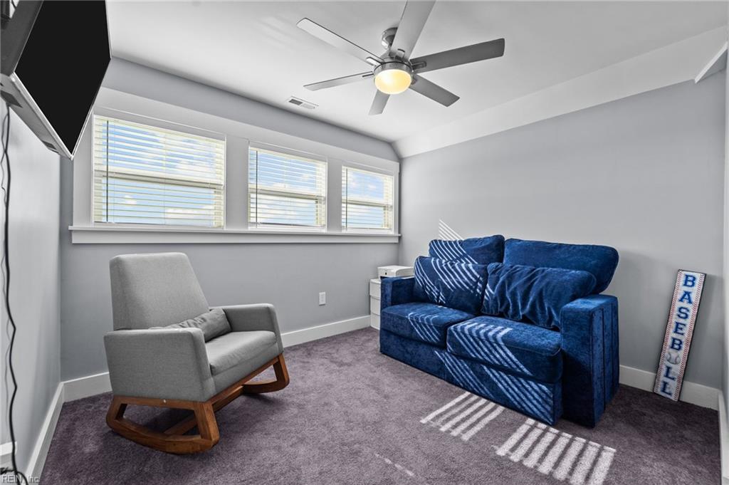 138 Elliott RD