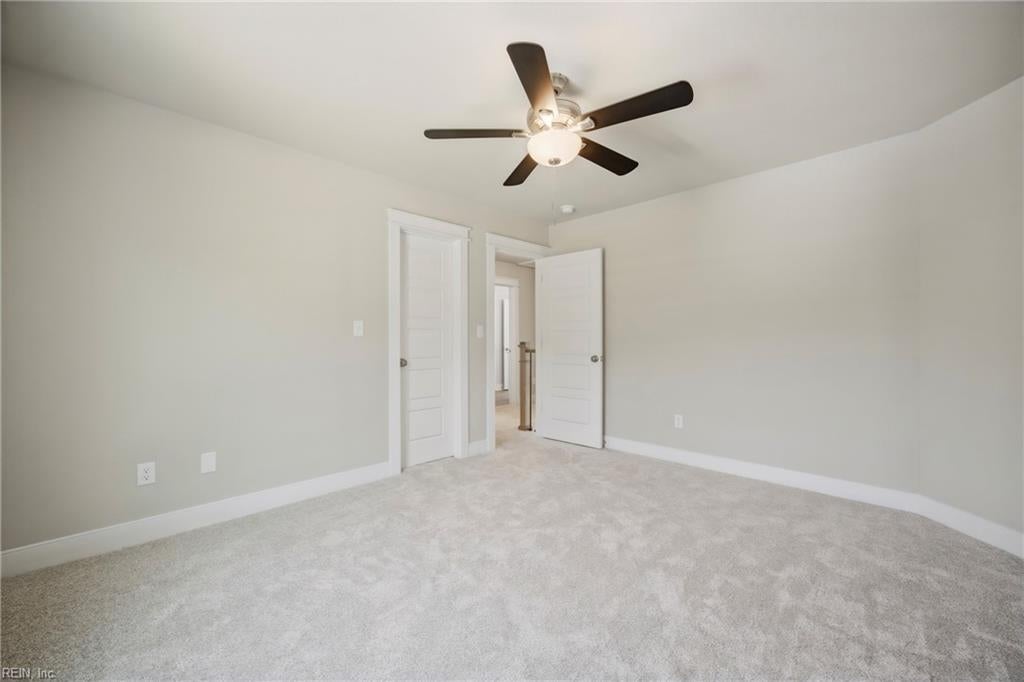 403 Pointe Vista DR