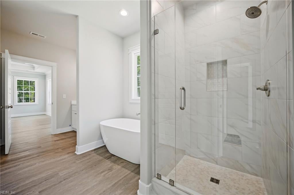403 Pointe Vista DR