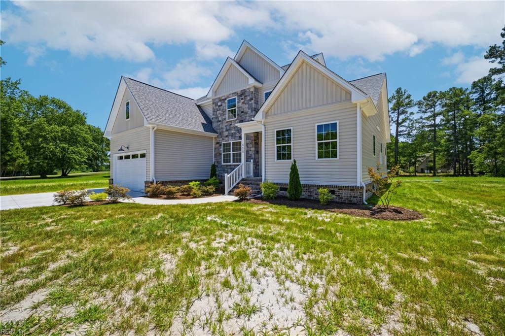 403 Pointe Vista DR