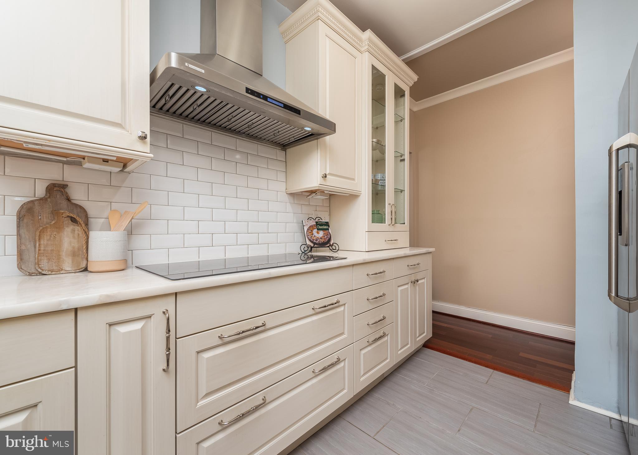 5 MARYLAND AVENUE Unit: 6