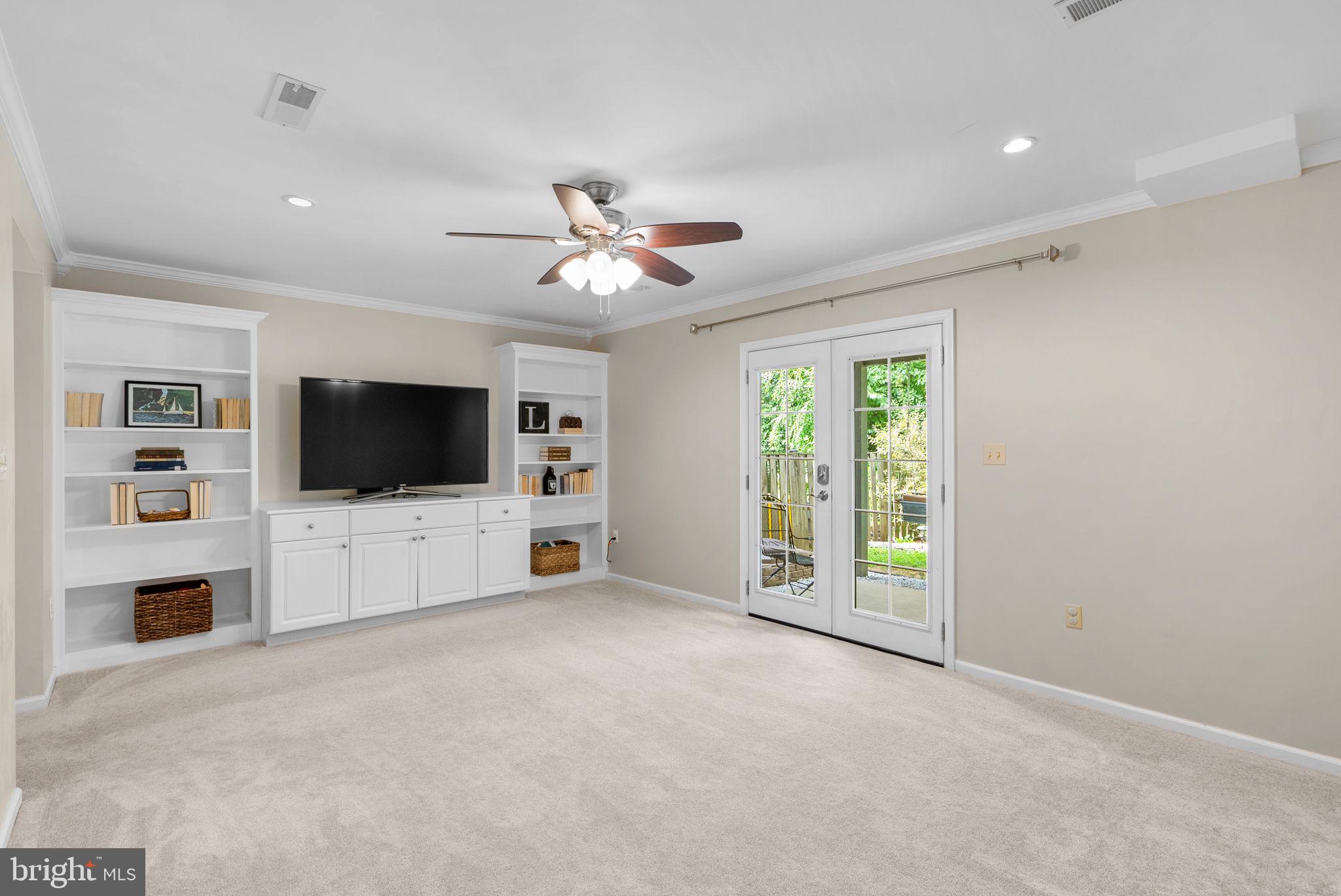524 BAY DALE COURT