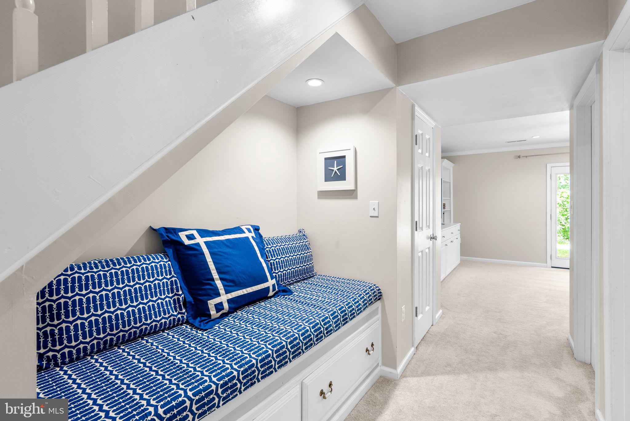 524 BAY DALE COURT