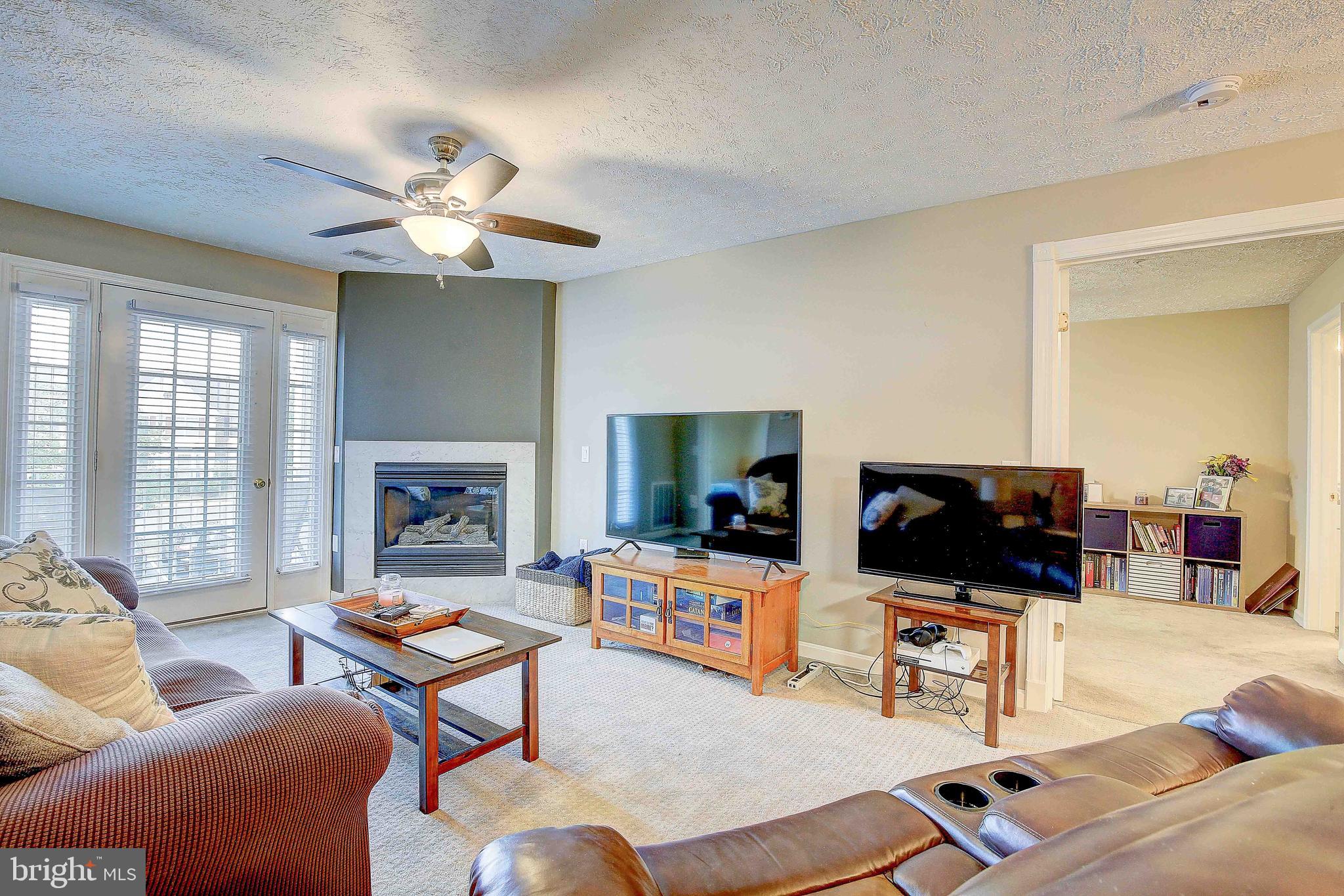 2052 QUAKER WAY Unit: 7