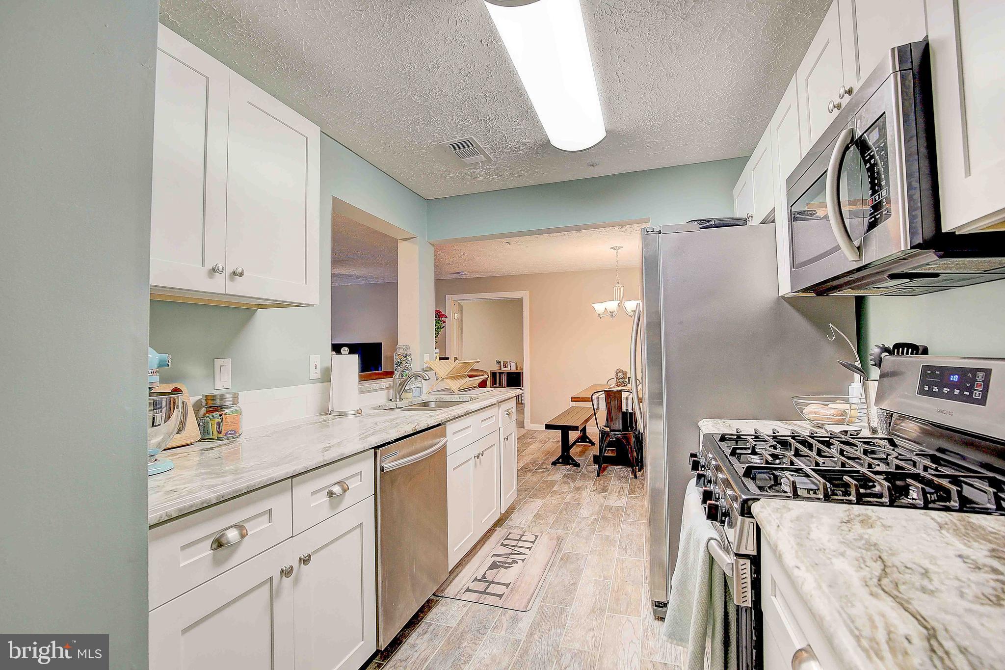 2052 QUAKER WAY Unit: 7
