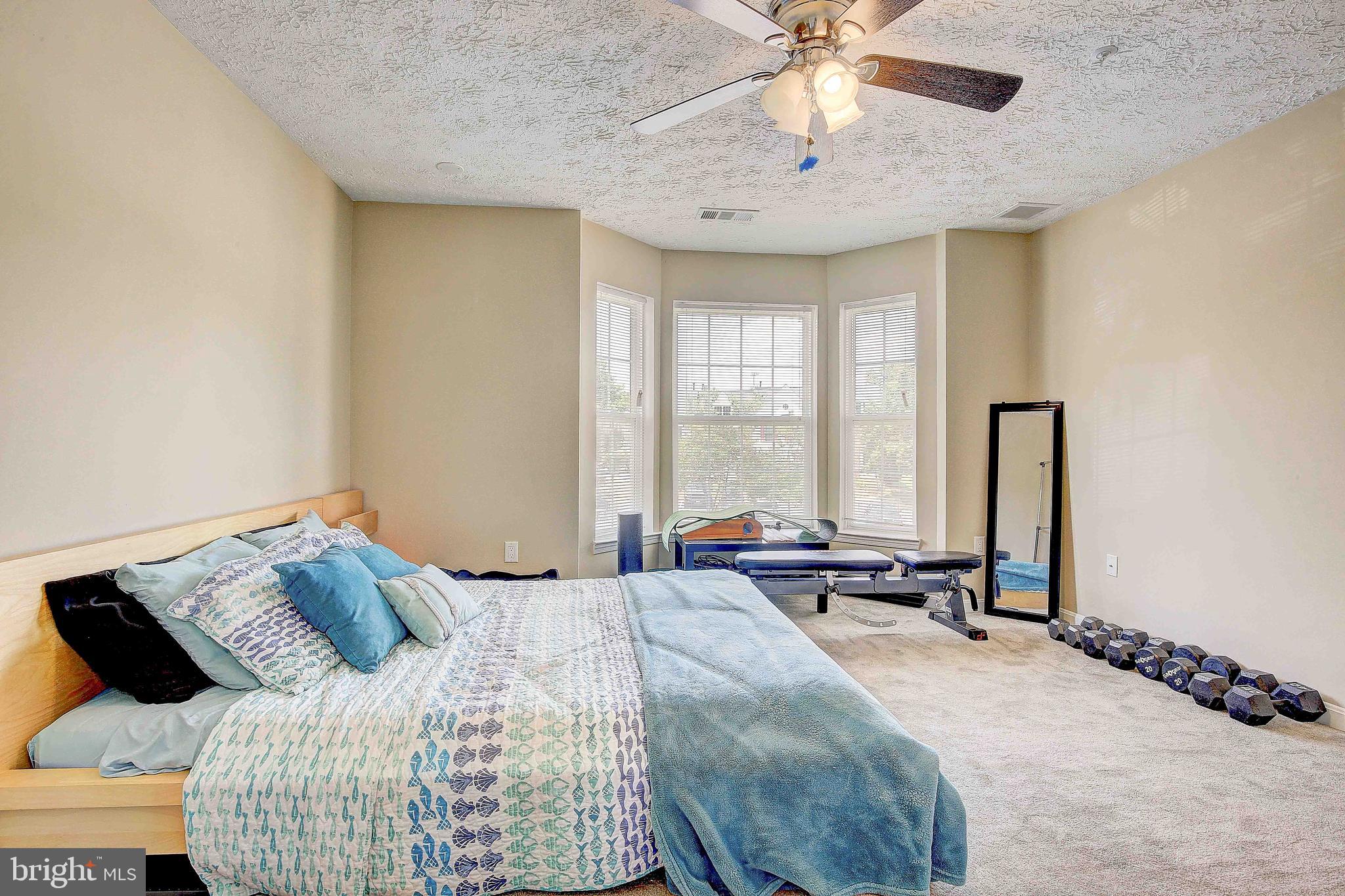 2052 QUAKER WAY Unit: 7