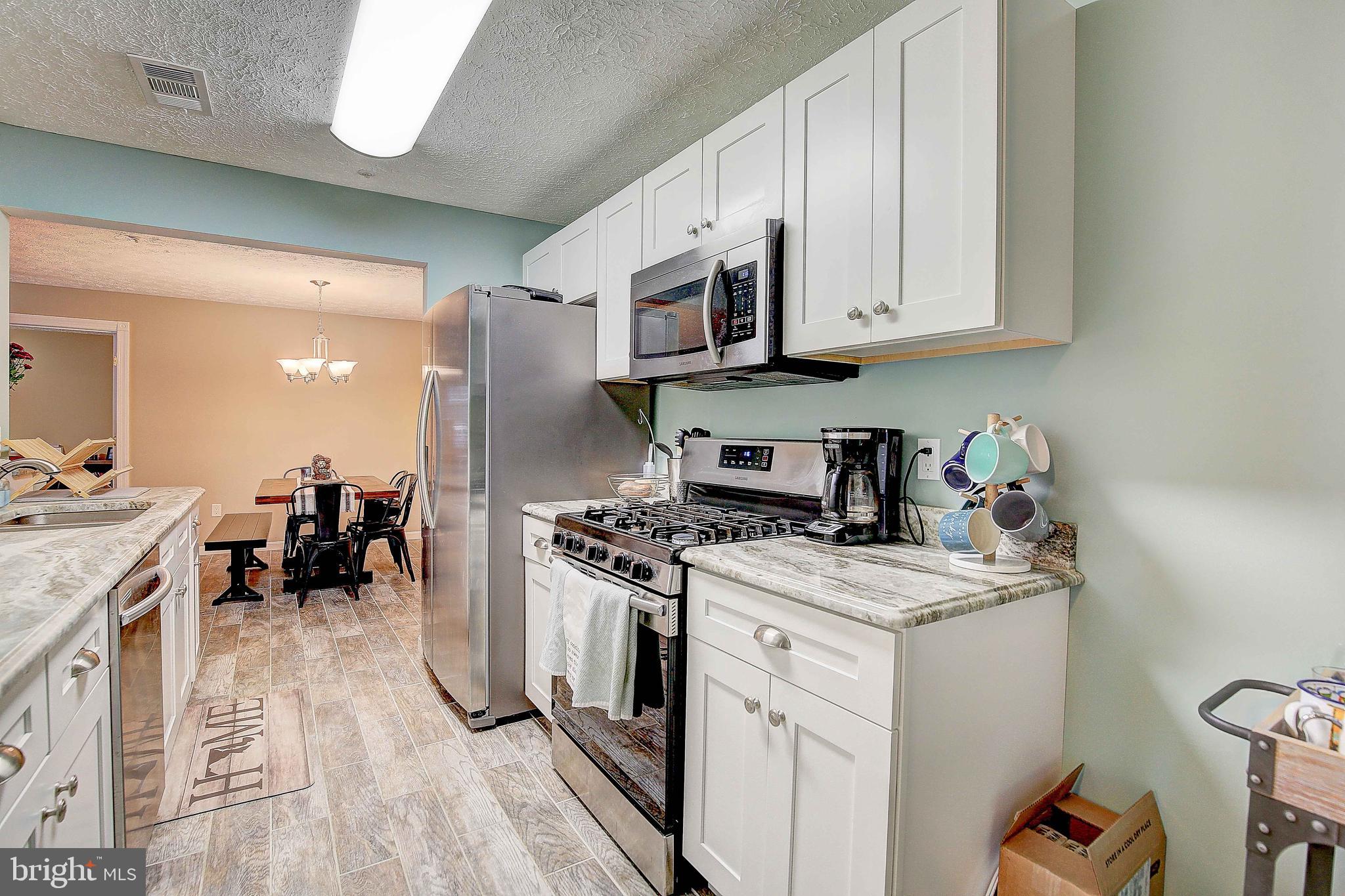 2052 QUAKER WAY Unit: 7