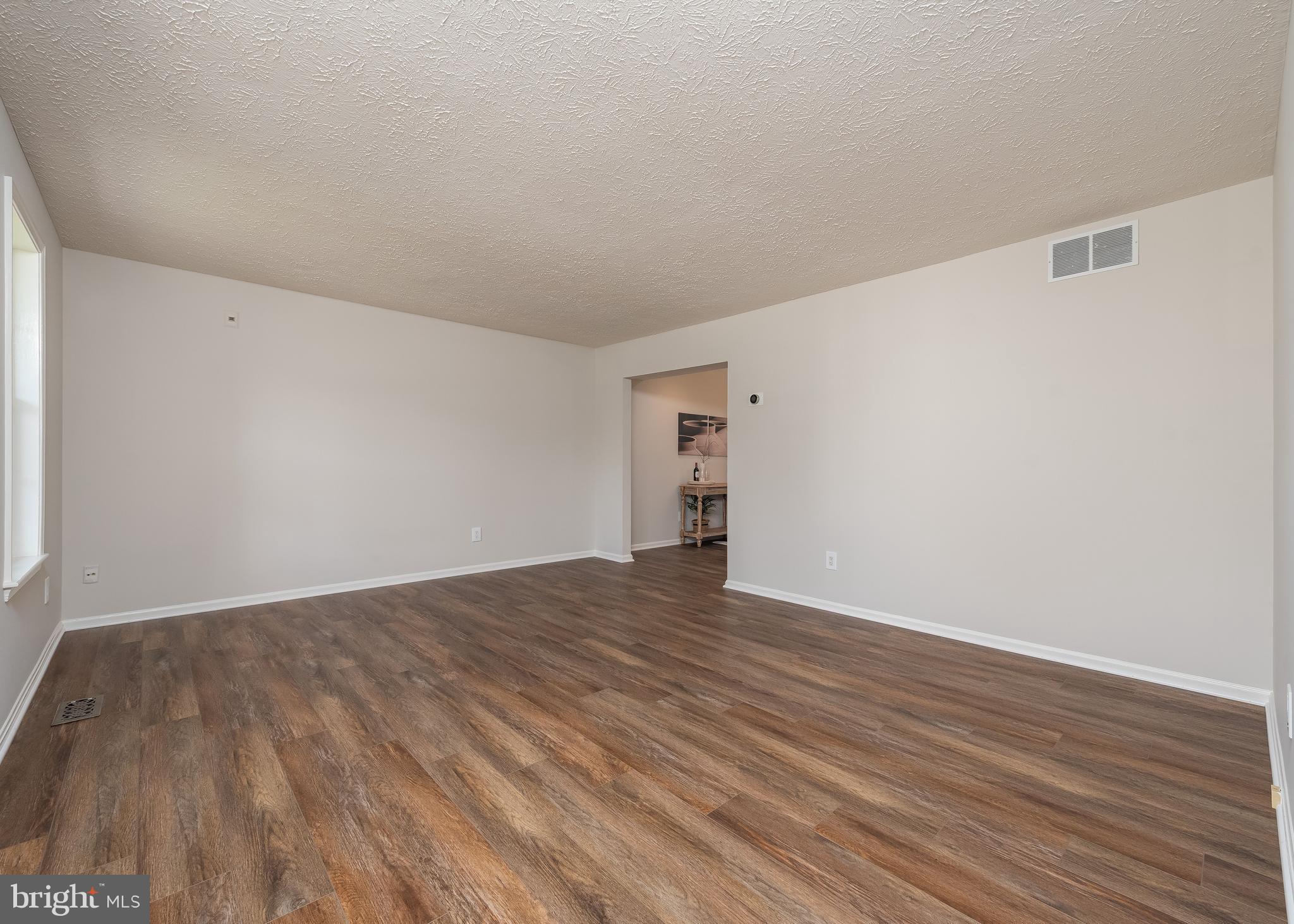 3104 ULSTER COURT