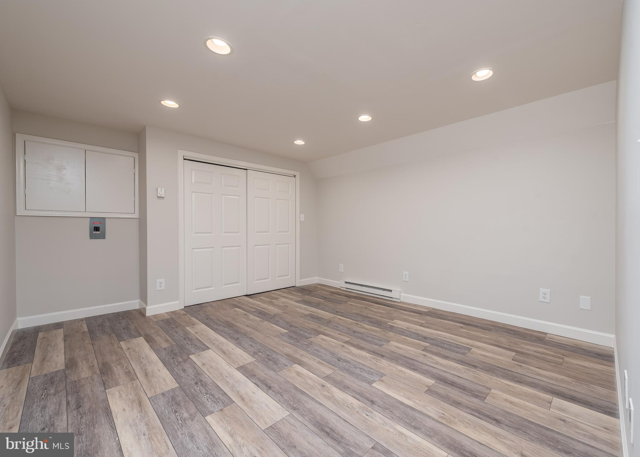 3104 ULSTER COURT