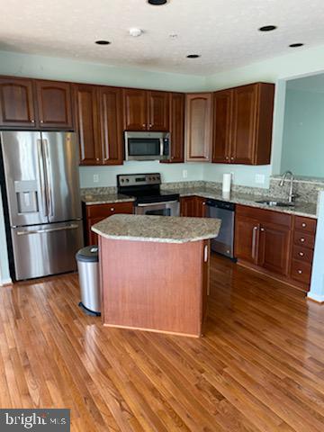 1454 Pangbourne WAY