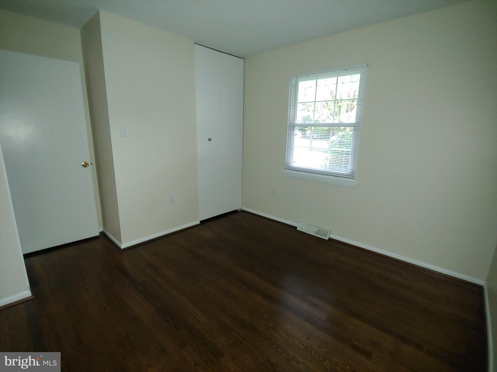 507 Maple Ridge Ln