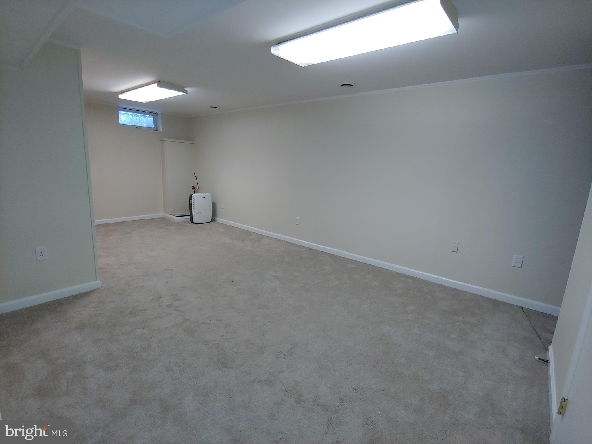 507 Maple Ridge Ln
