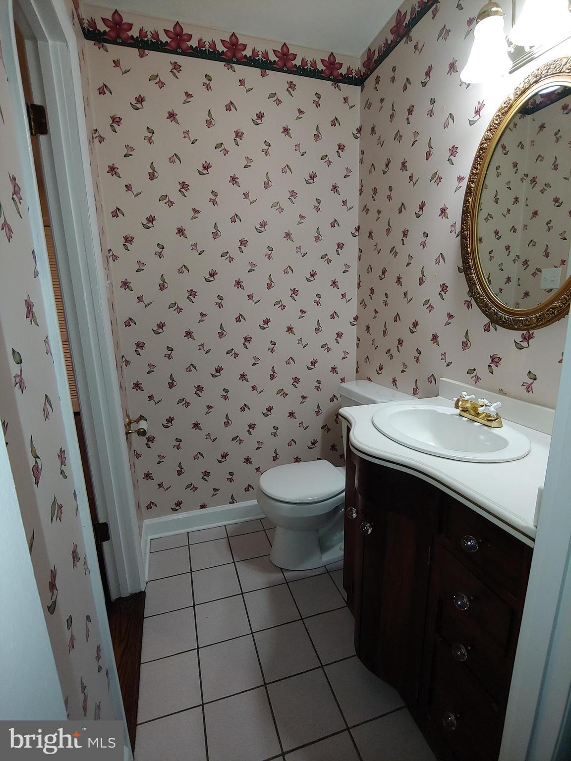 507 Maple Ridge Ln