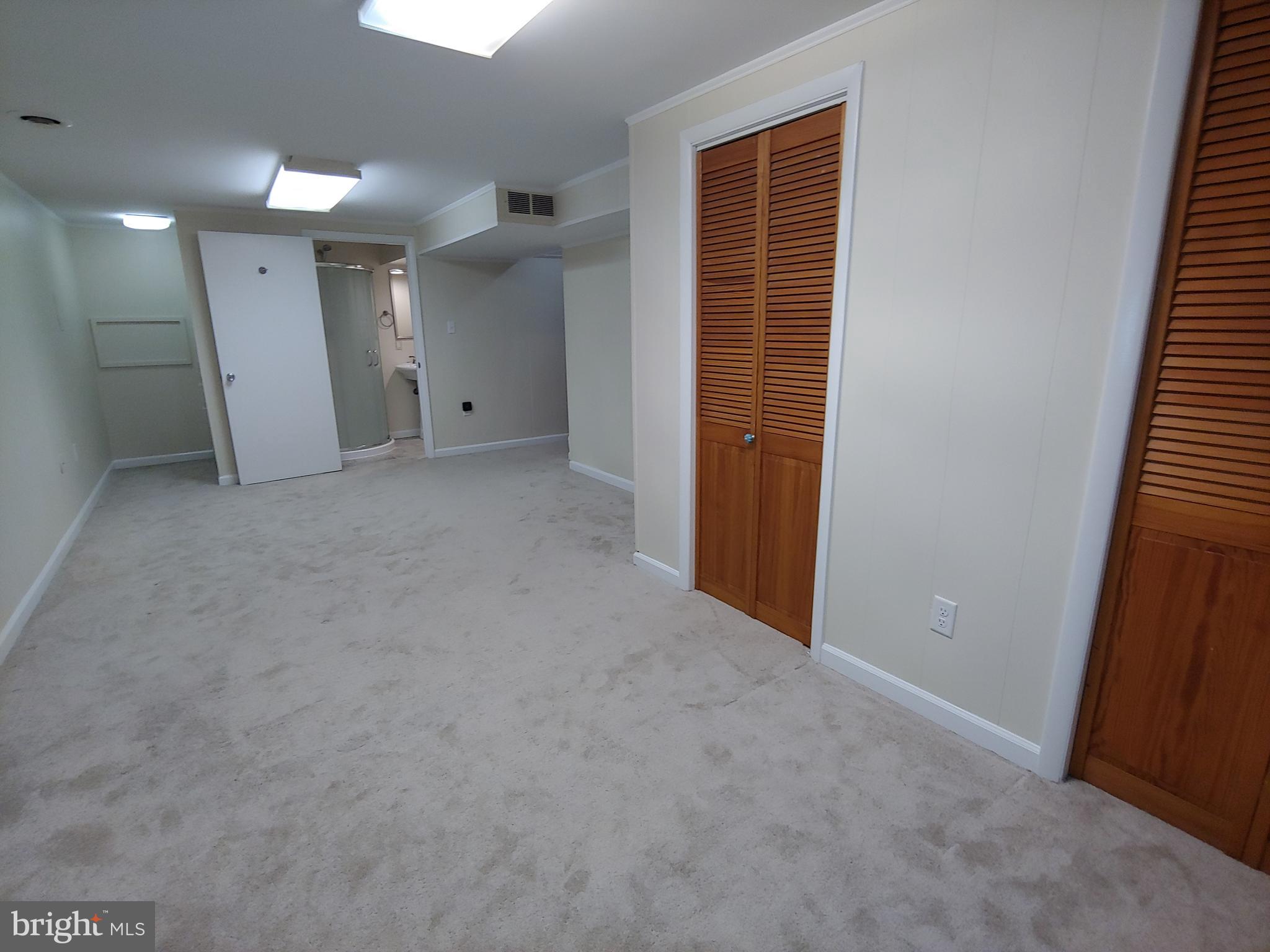 507 Maple Ridge Ln
