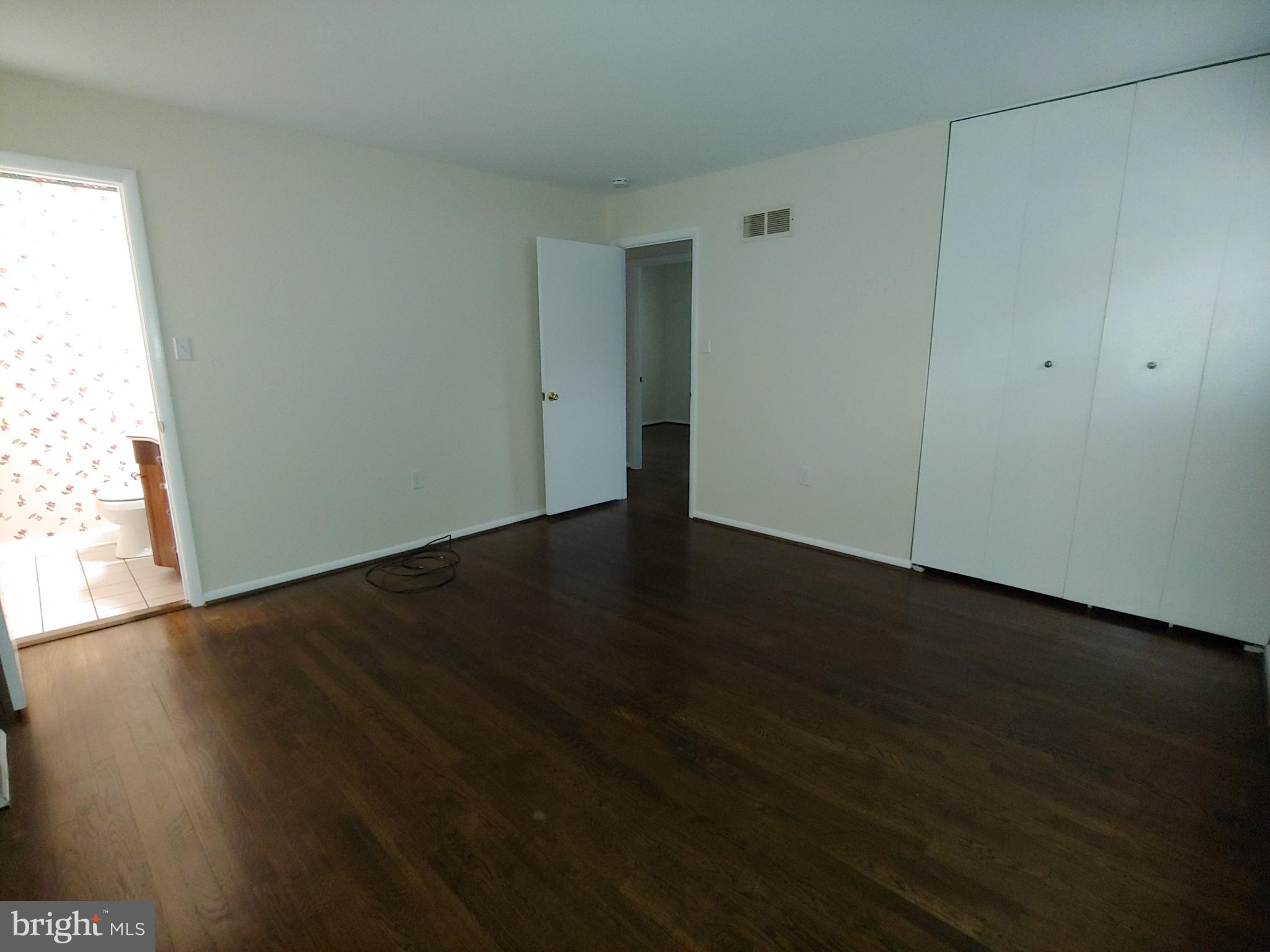 507 Maple Ridge Ln