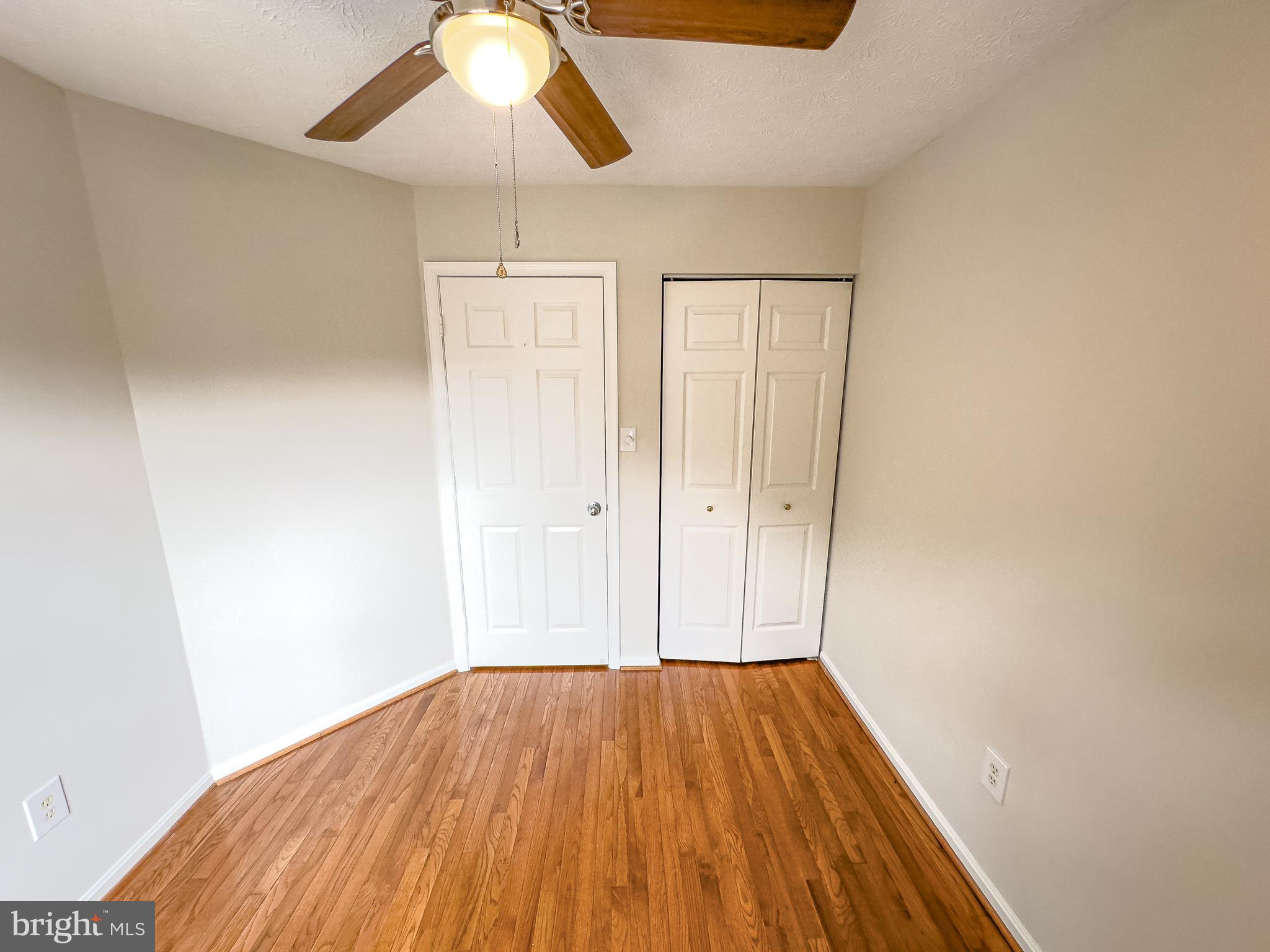 1467 Falcon Nest COURT
