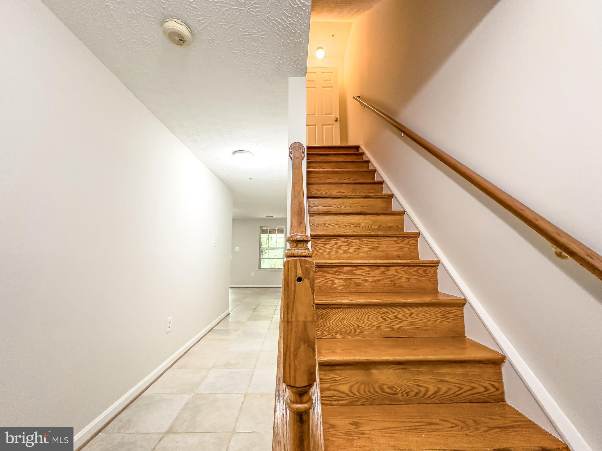 1467 Falcon Nest COURT
