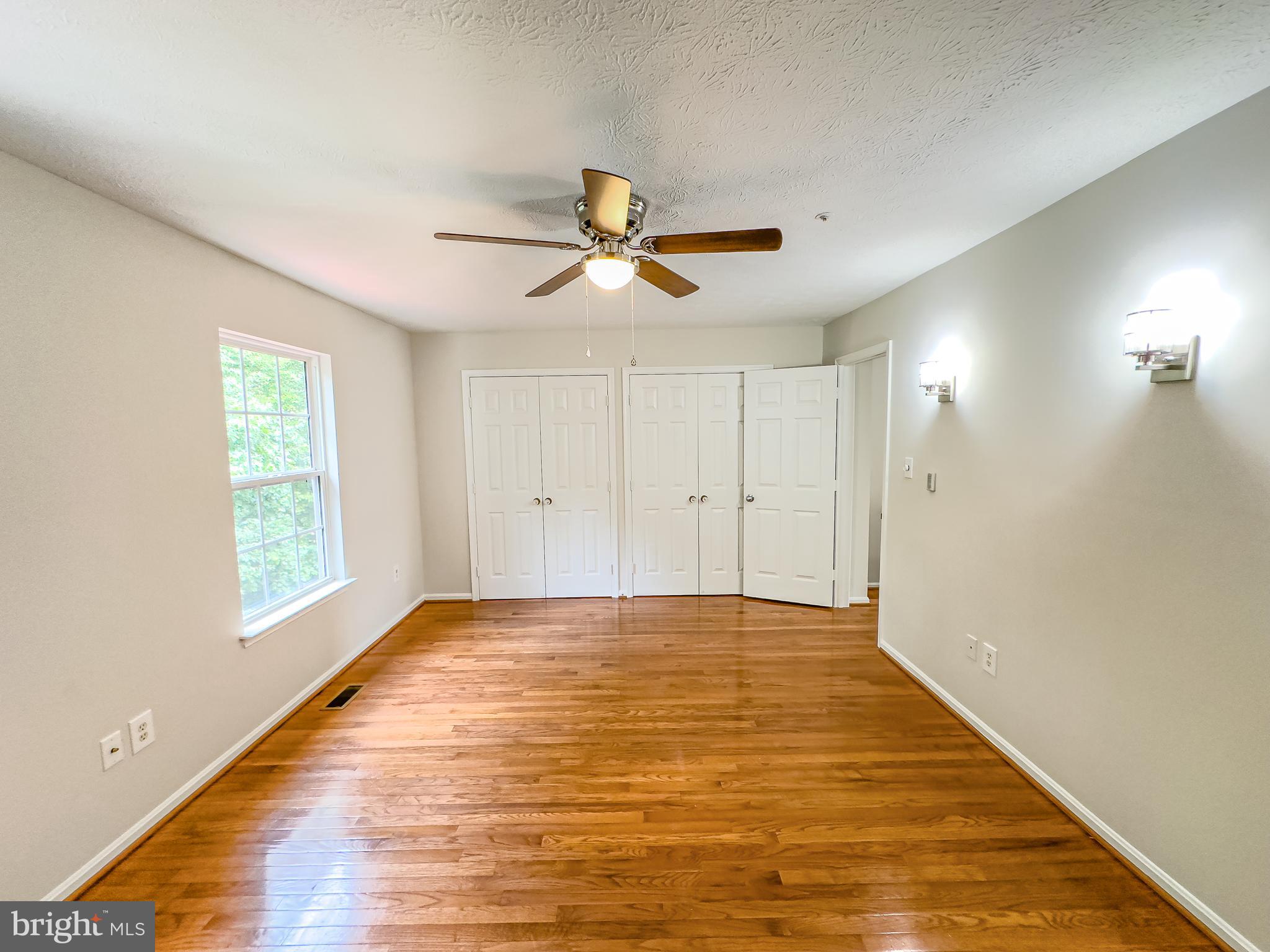 1467 Falcon Nest COURT