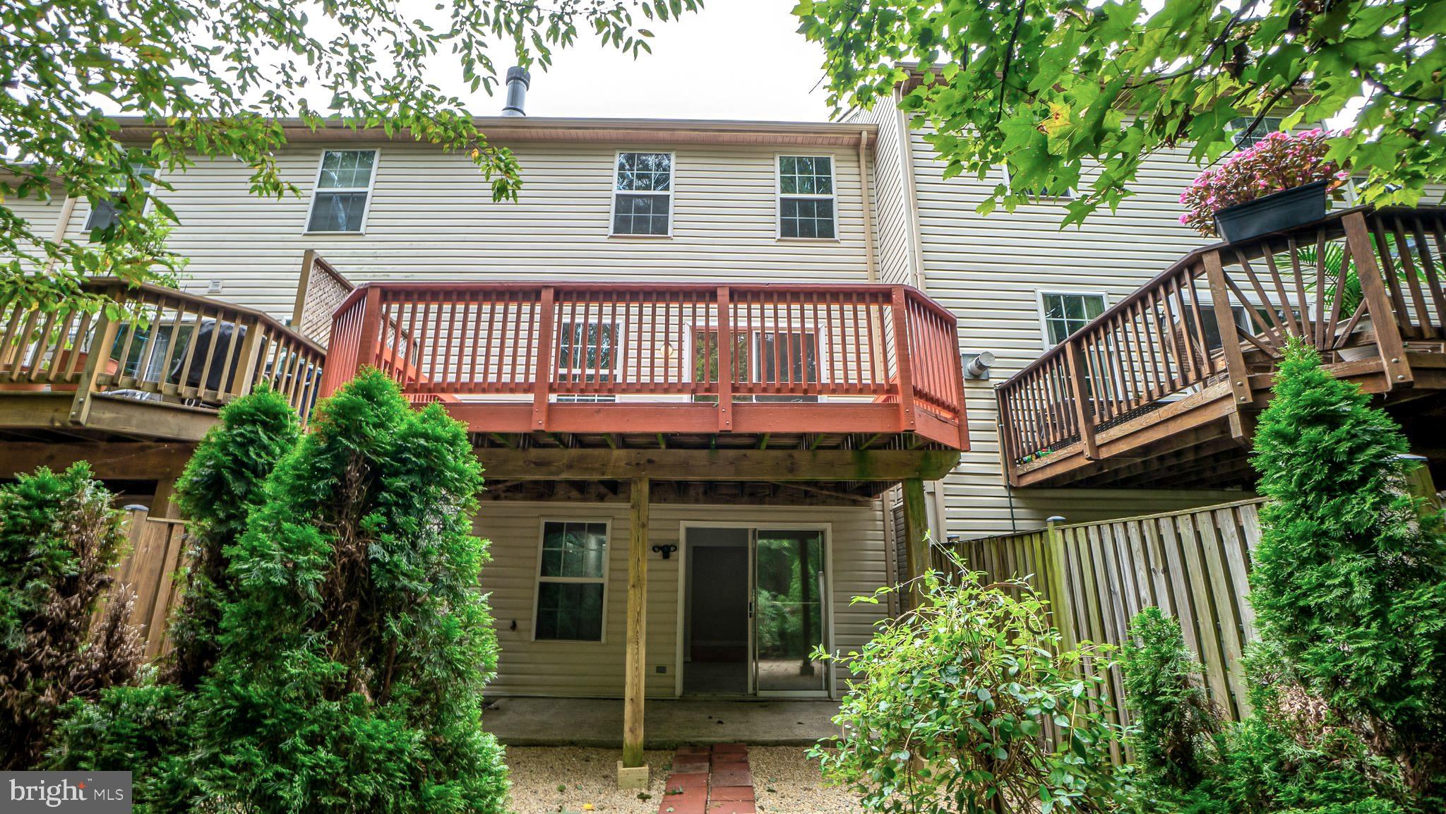 1467 Falcon Nest COURT