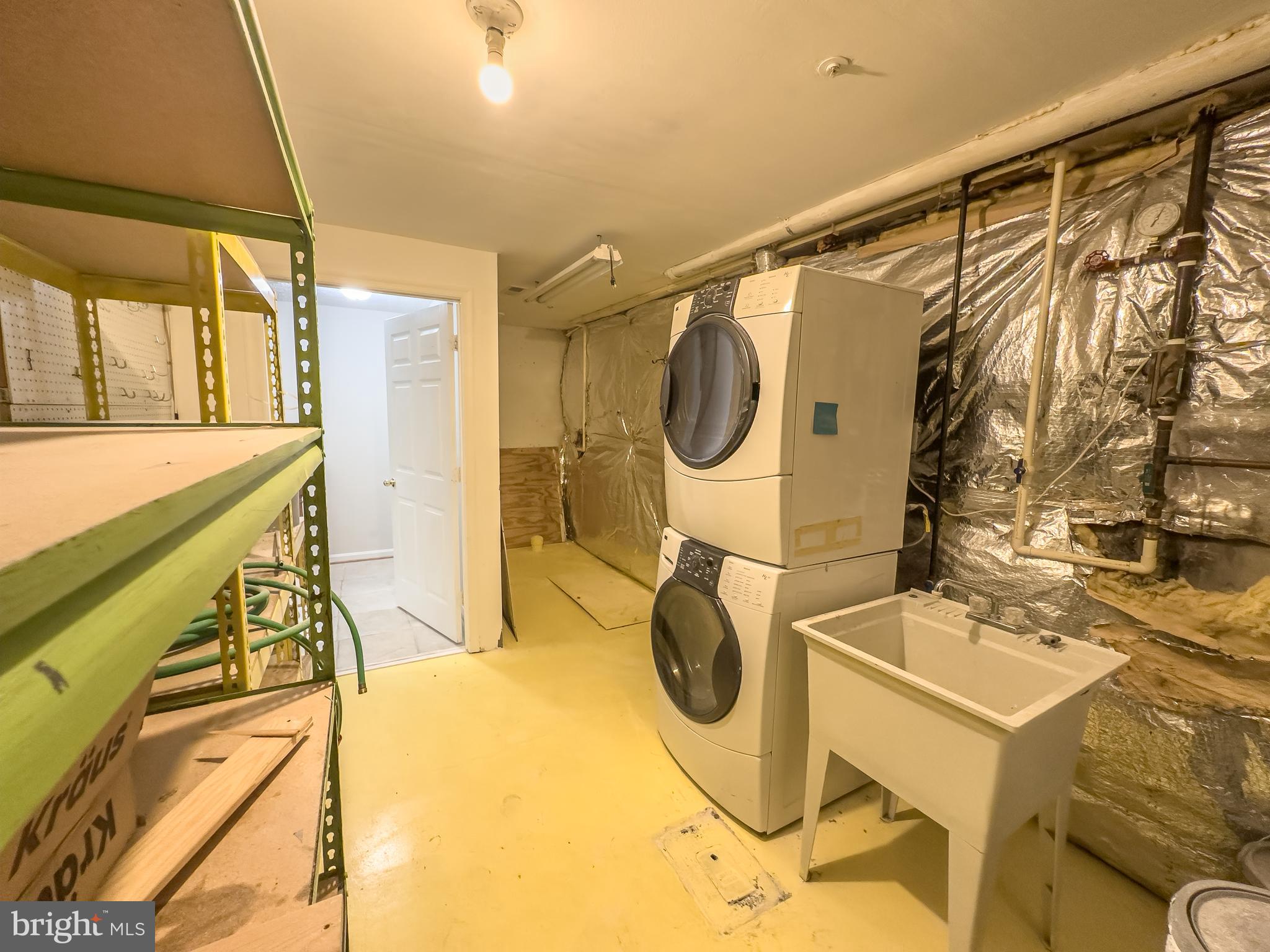 1467 Falcon Nest COURT