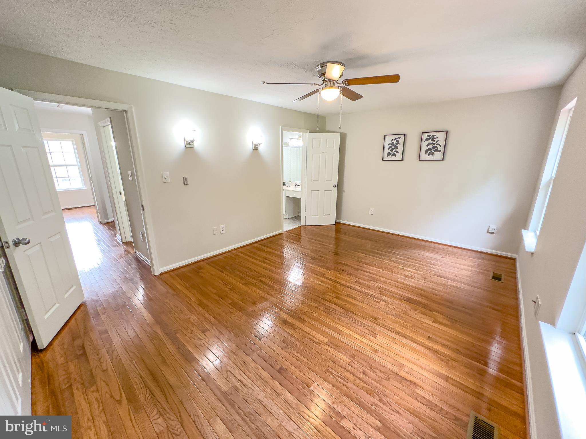 1467 Falcon Nest COURT