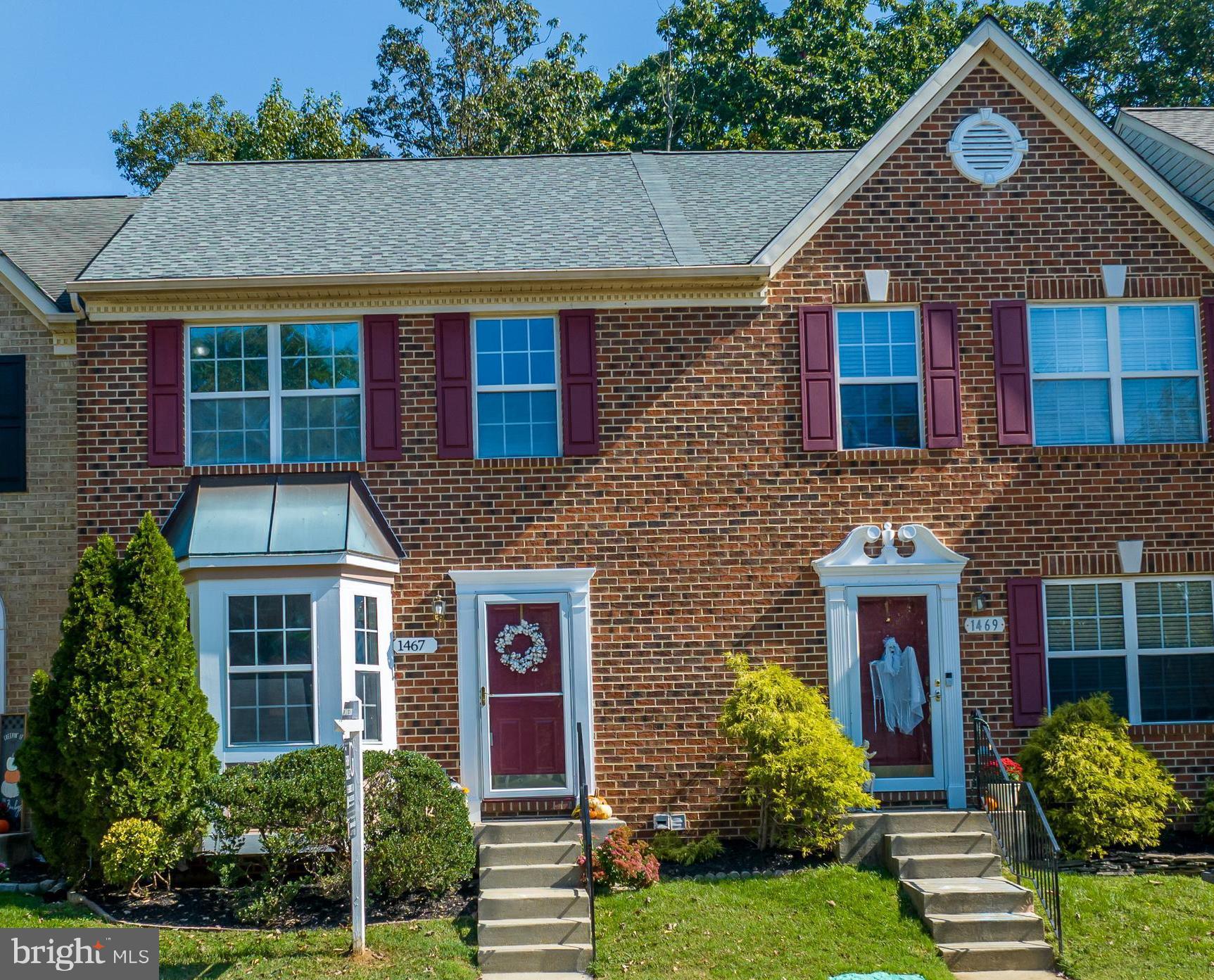 1467 Falcon Nest COURT