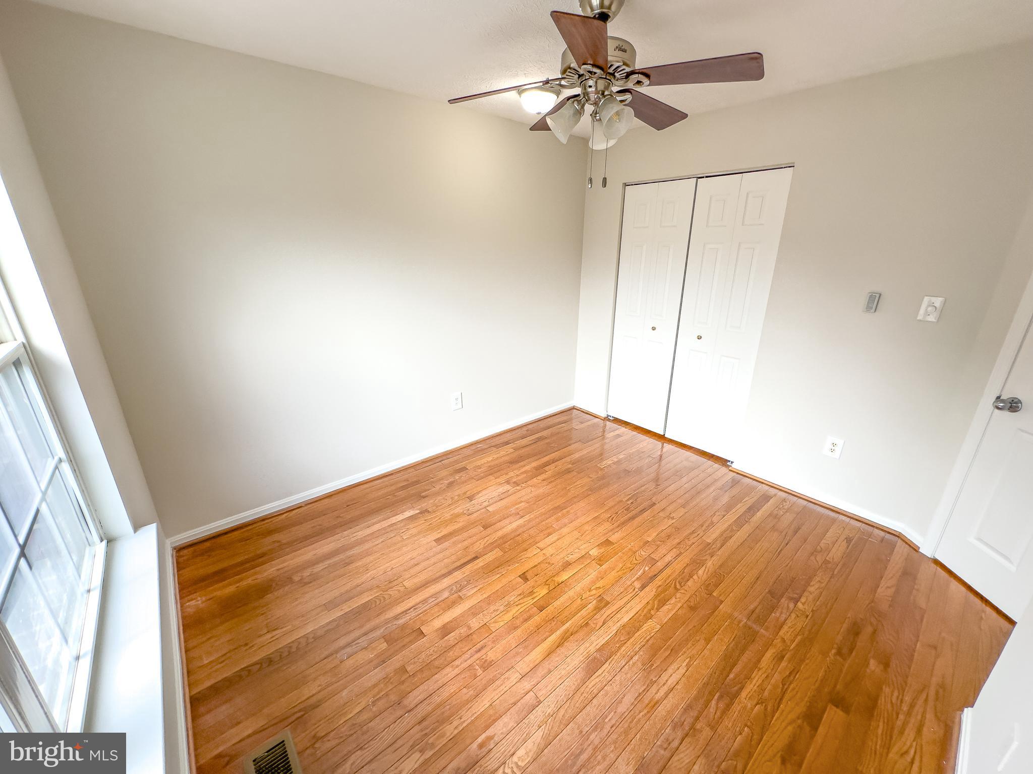 1467 Falcon Nest COURT