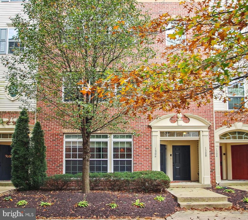 1306 Cheswick LANE