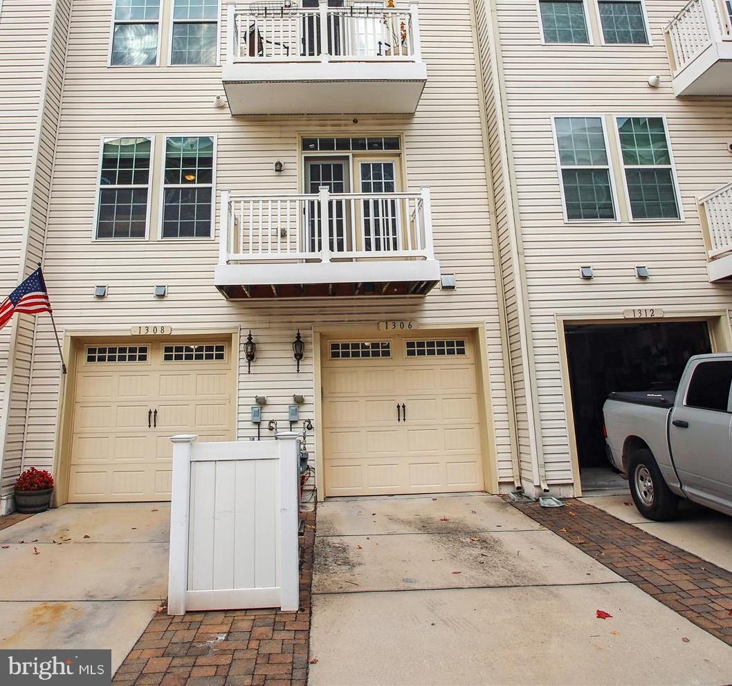 1306 Cheswick LANE