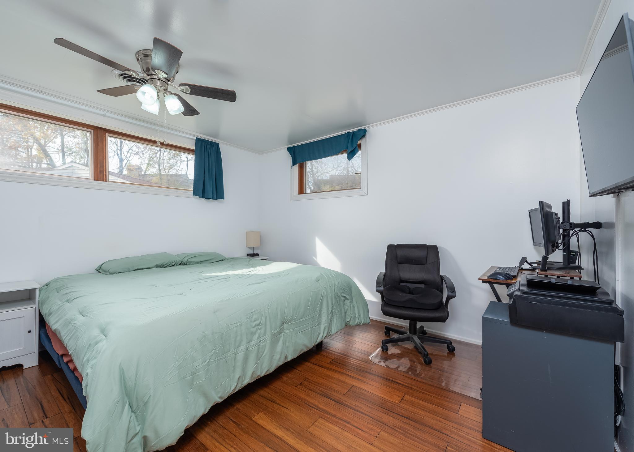 1103 Somerset DRIVE