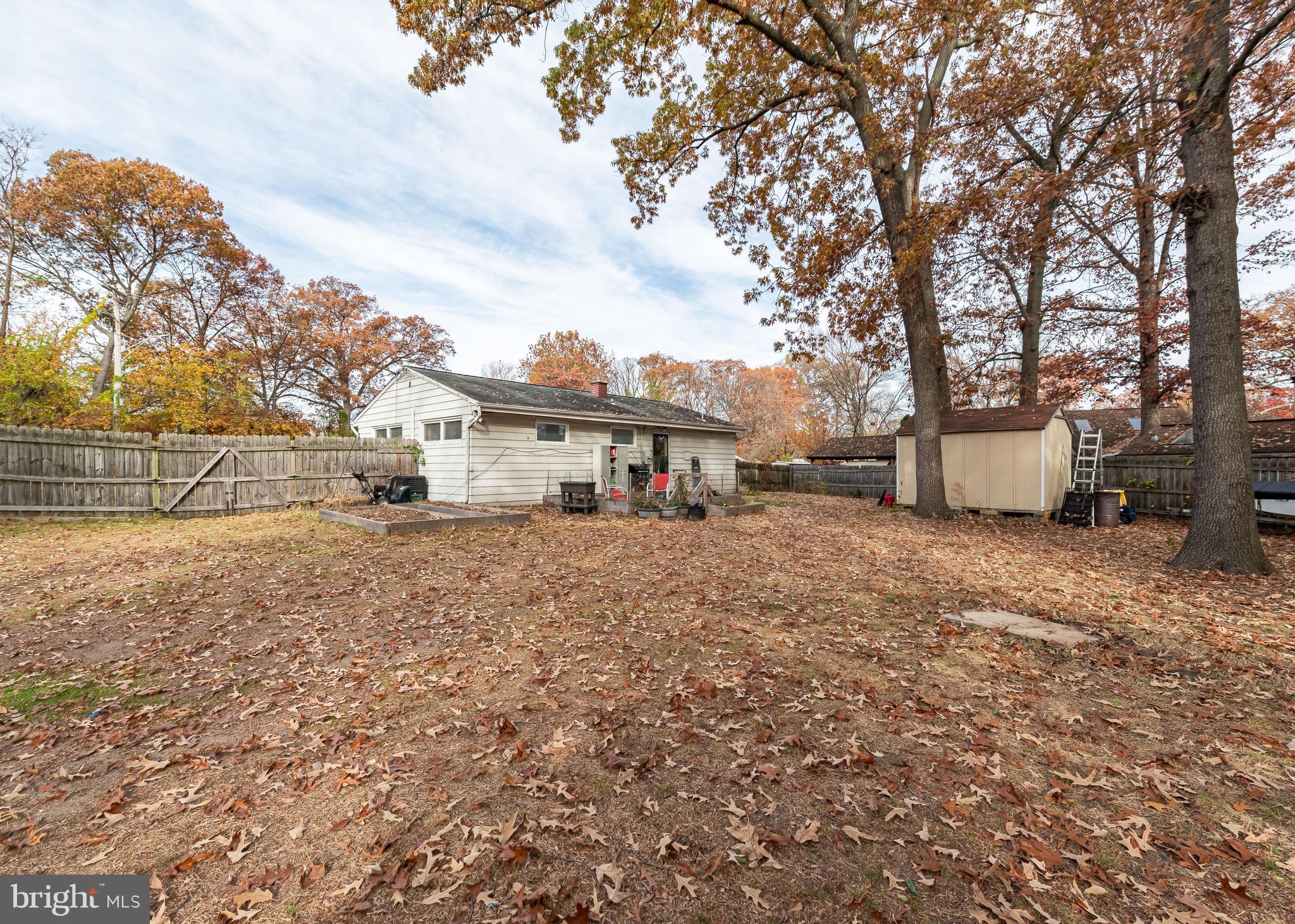 1103 Somerset DRIVE