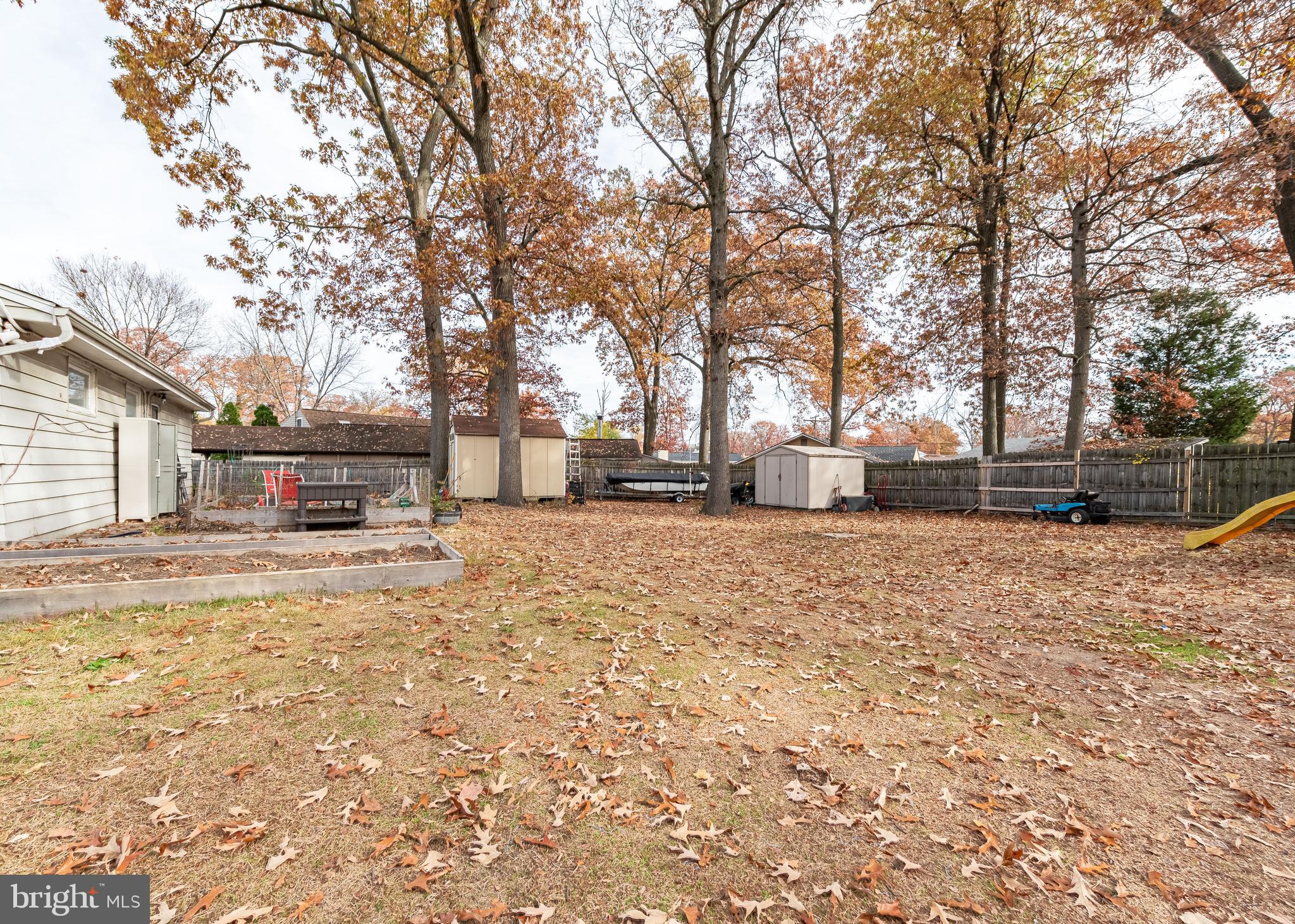 1103 Somerset DRIVE