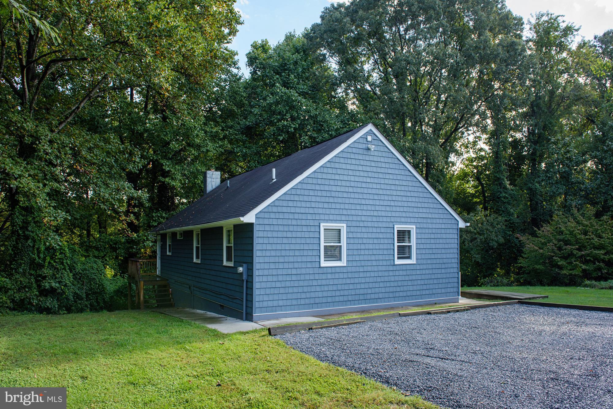 1505 Carrera Ln