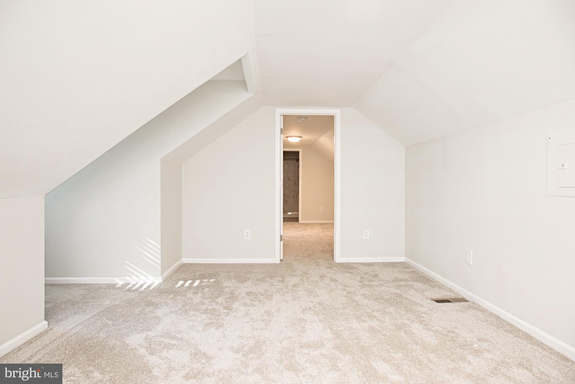 1505 Carrera Ln