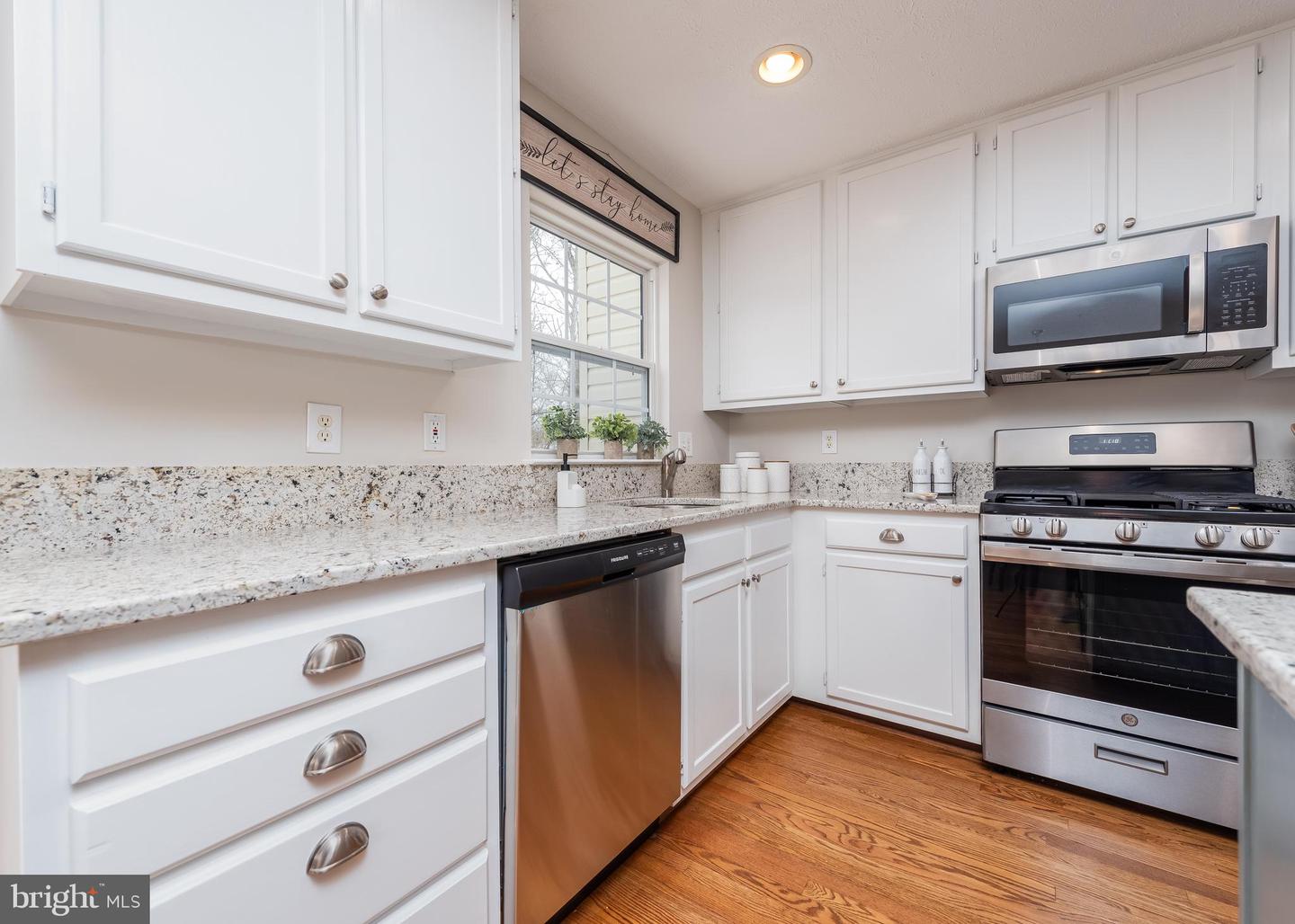 1463 Falcon Nest Court