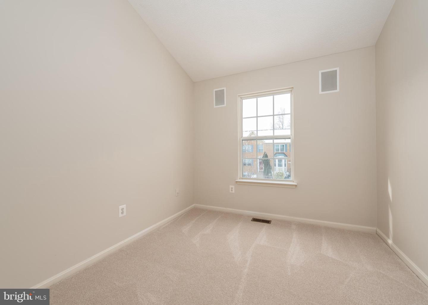 1463 Falcon Nest Court