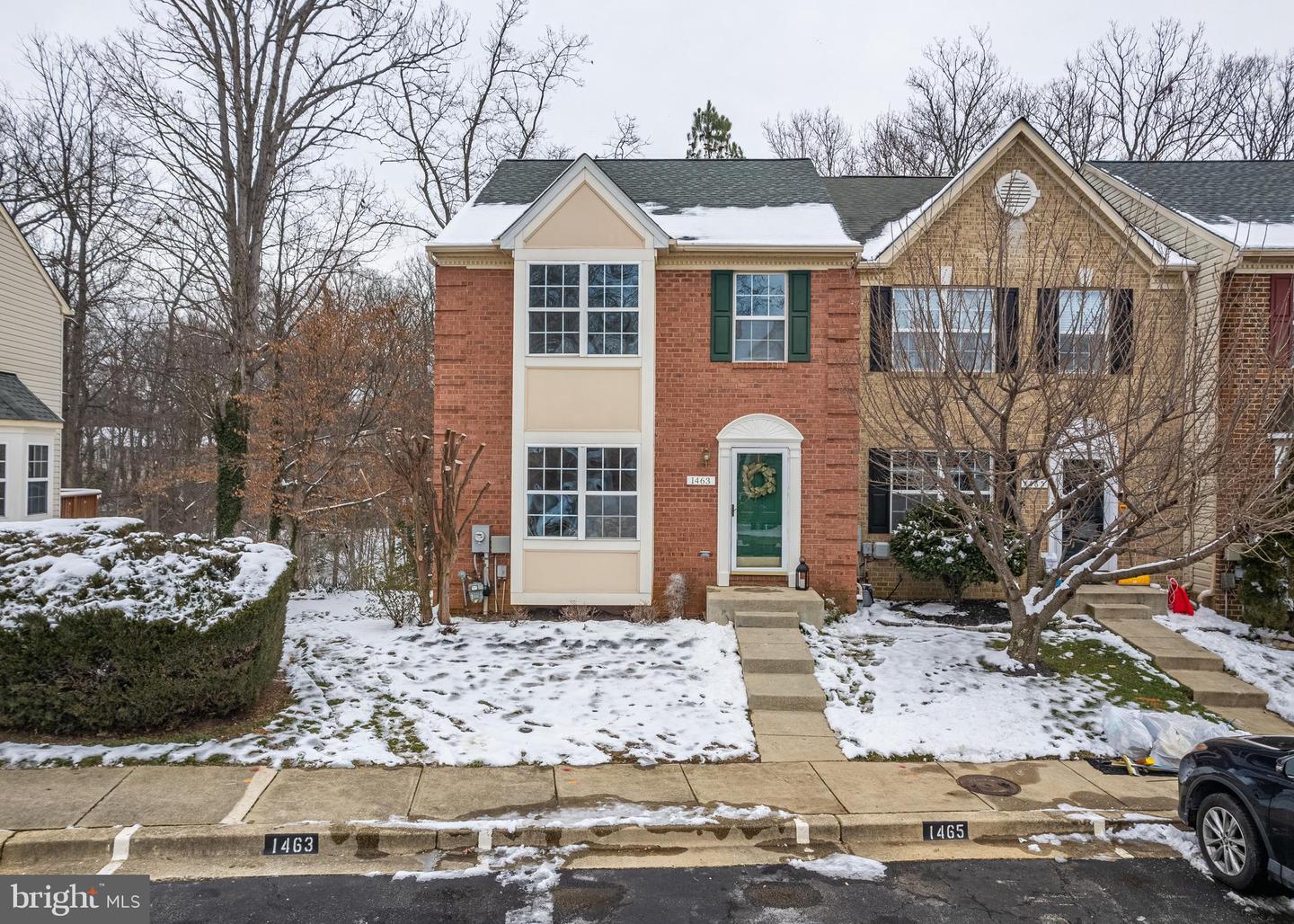 1463 Falcon Nest Court