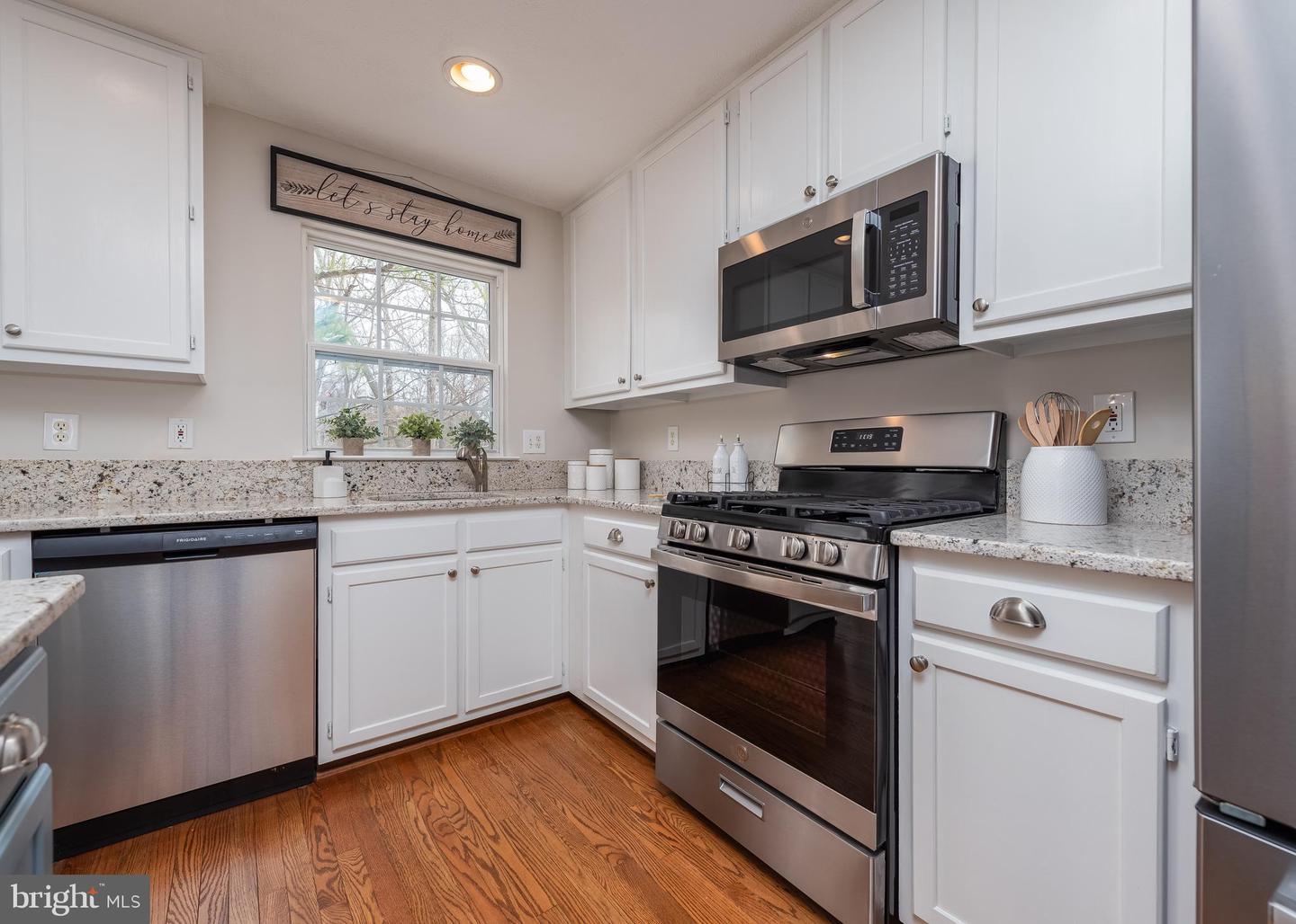1463 Falcon Nest Court