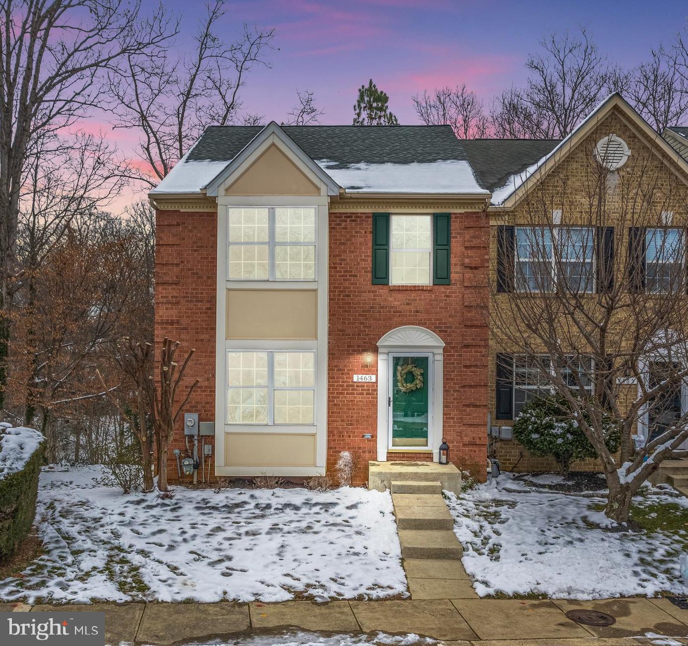 1463 Falcon Nest Court