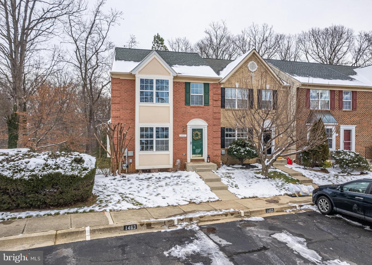 1463 Falcon Nest Court