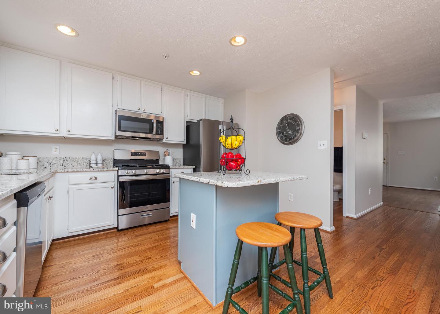 1463 Falcon Nest Court
