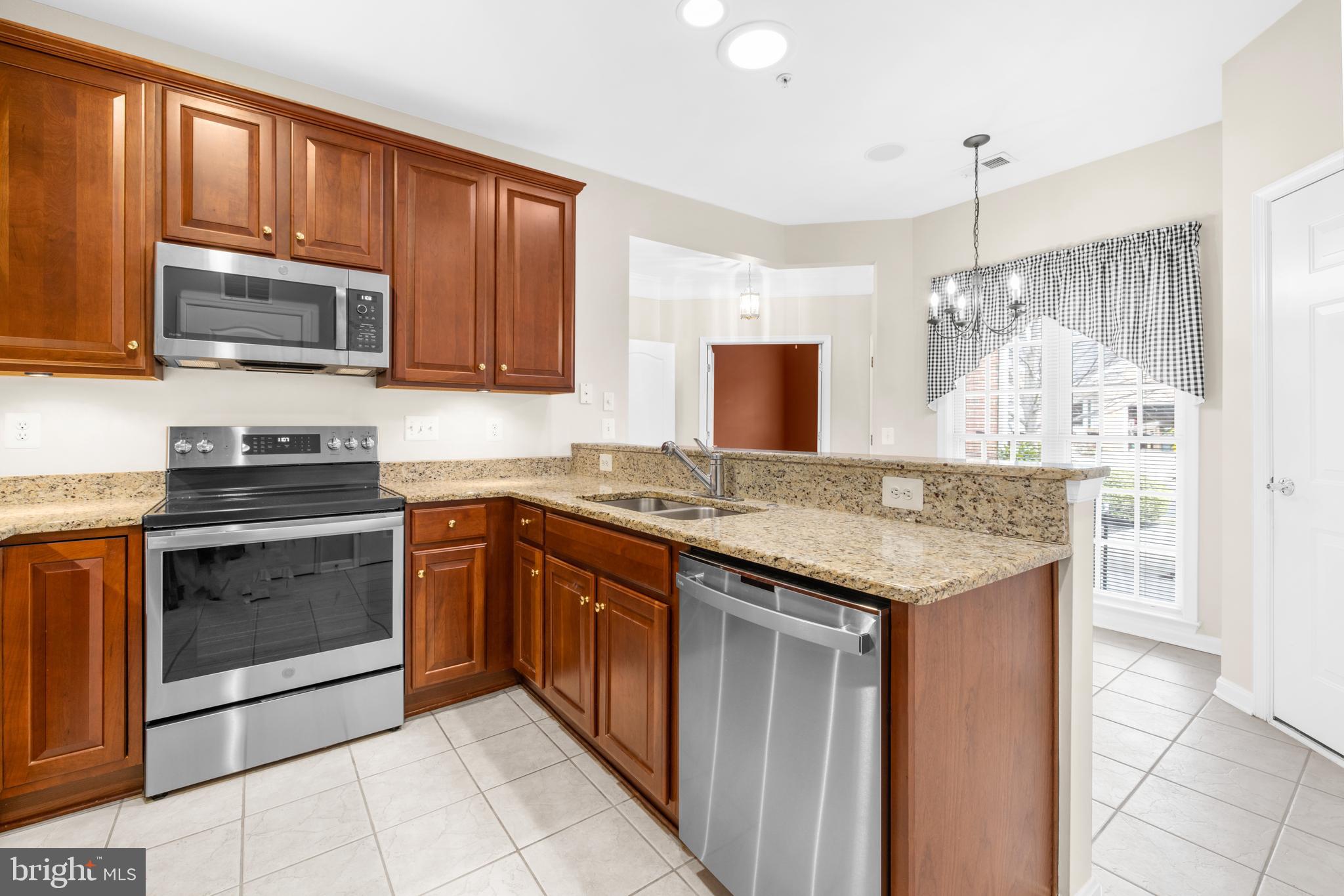 1506 Sapphire Ct #2