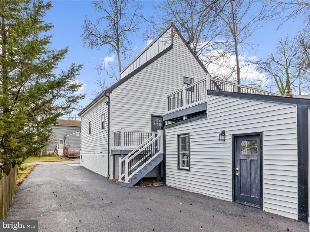 1412 Ellis Rd