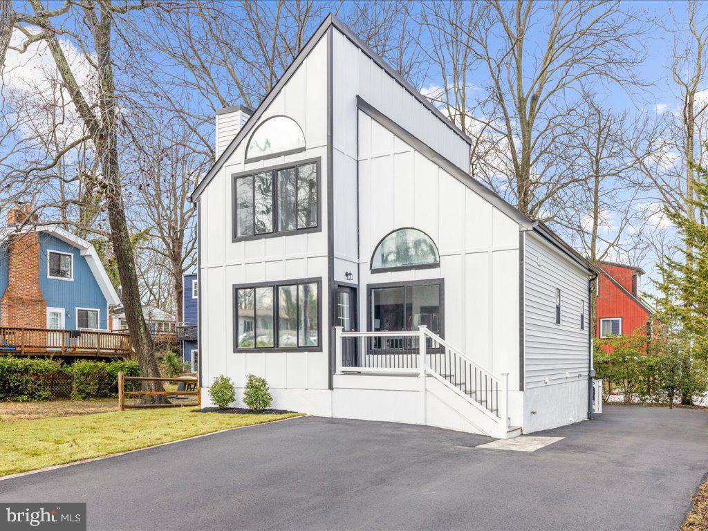 1412 Ellis Rd