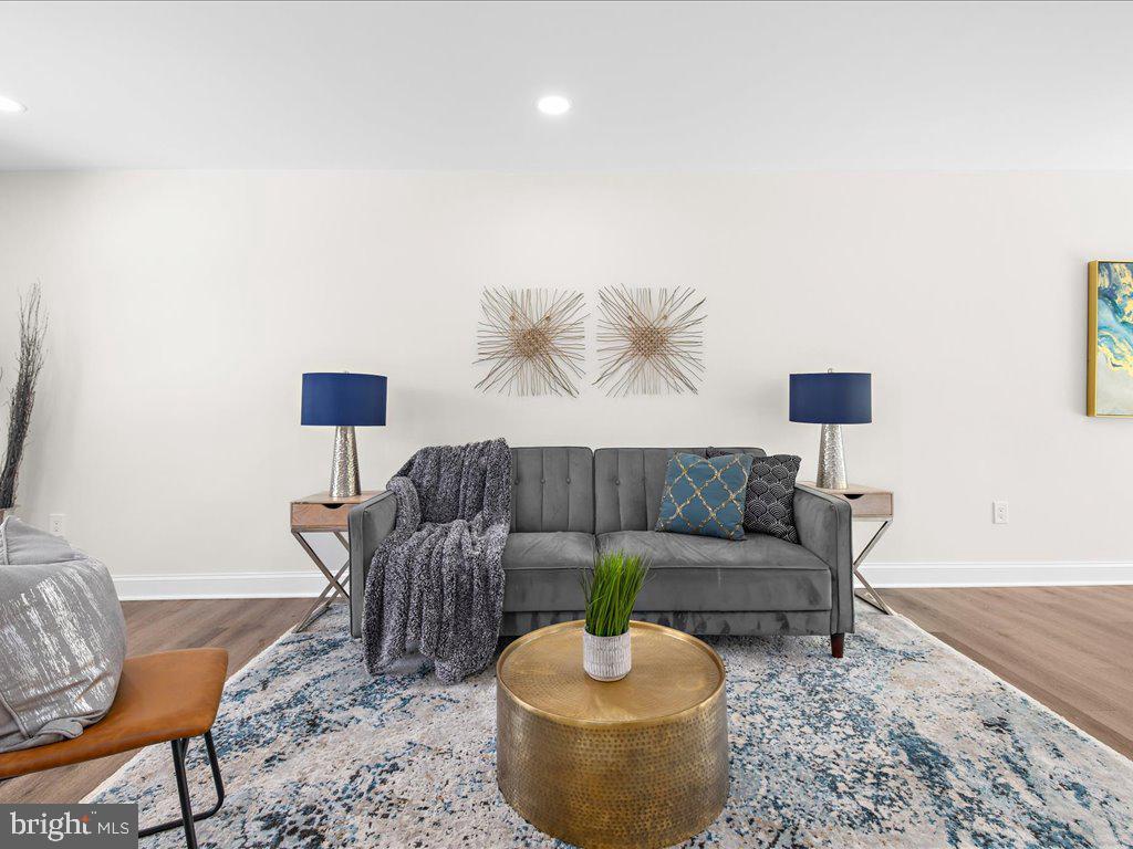 1003 Tyler Ave