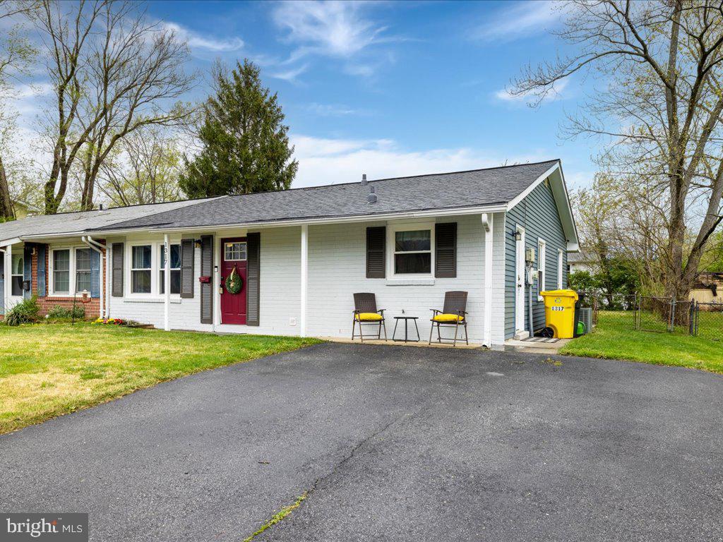 1317 Tenbrook Rd