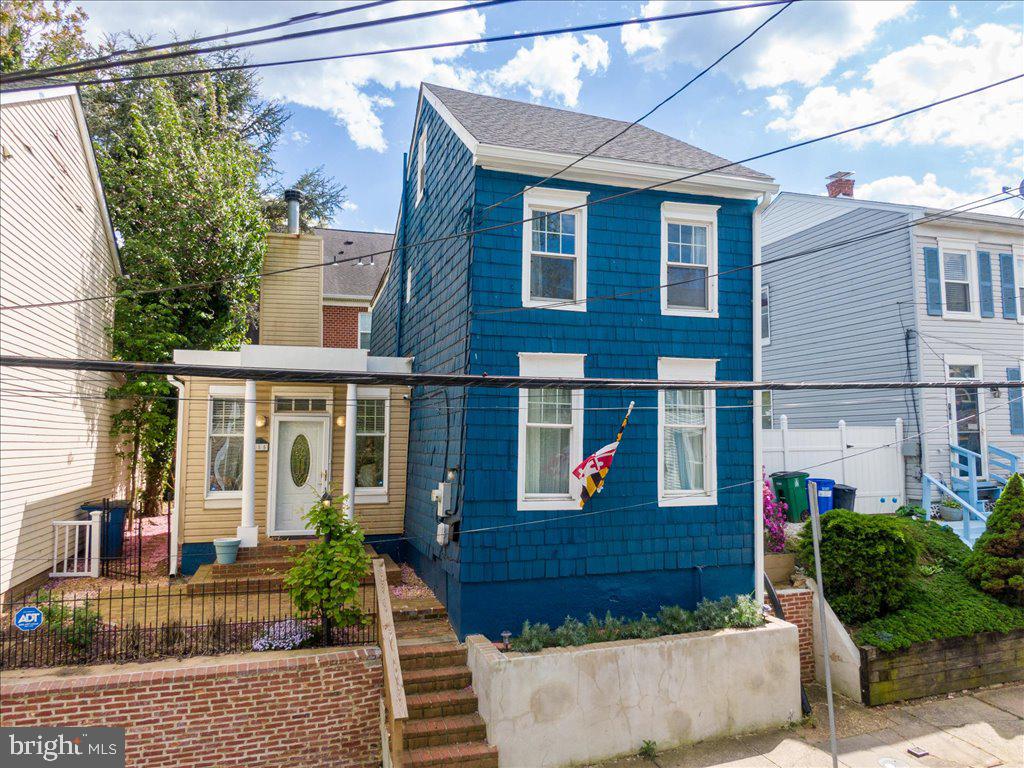 185 Clay St
