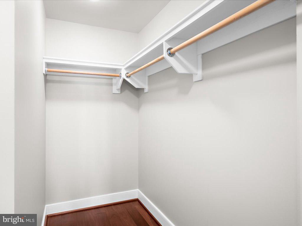 5 PARK PL #307
